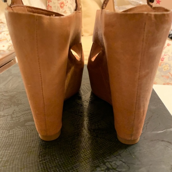 Leather Dolce Vita Wedges - Picture 5 of 5